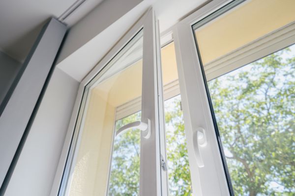 Cost of Window Pane Replacement in Spring