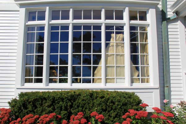 Cost of Picture Window Repair in Spring
